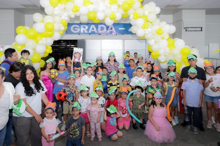 Festeja Mónica Villarreal a Más de 7 Mil Niñas y Niños con Magno Evento en Tampico