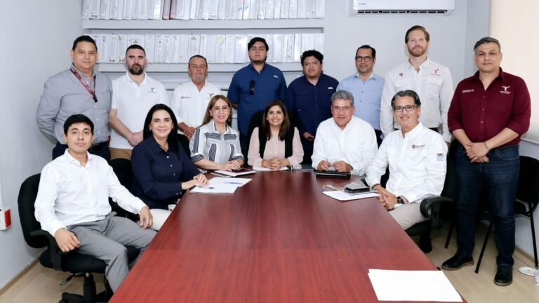 Contribuye Armando Martínez al desarrollo ordenado de la zona conurbada