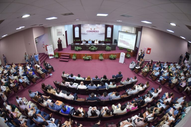 Capacitan Congreso y Orfis a autoridades municipales en materia de entrega-recepción