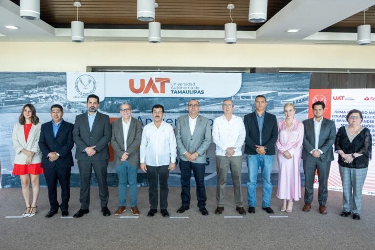 Fortalece la UAT y Banco Santander apoyo a la educación superior