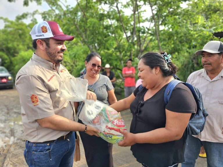 Reciben comunidades rurales apoyos del Gobierno de González