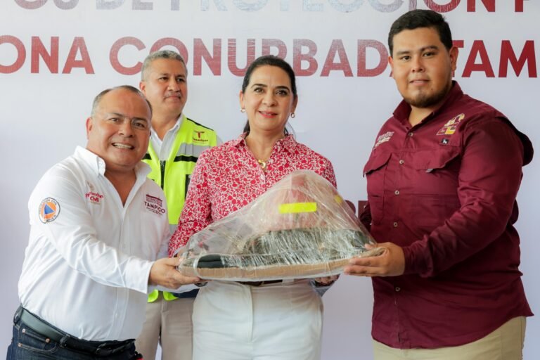 Entrega Mónica Villarreal Equipo de Seguridad Personal a Cuerpos de Emergencia del sur de Tamaulipas