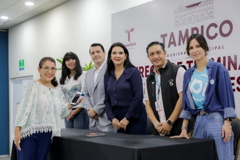 Impulsa Mónica Villarreal Capacitación Digital para Emprendedores