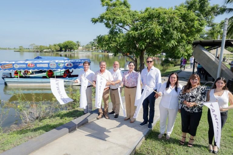 Mónica Villarreal pone en marcha paseos náuticos en la Laguna del Chairel
