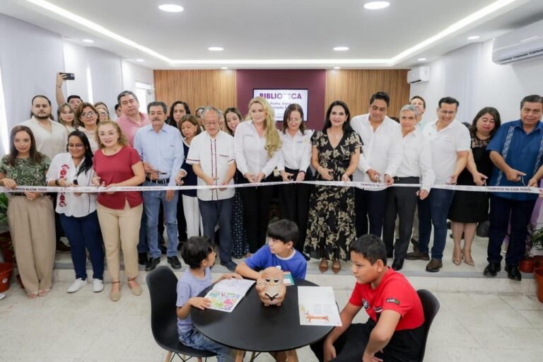 Entrega Mónica Villarreal Rehabilitación de Biblioteca “Elena Maldonado Robles” en Delegación Zona Norte