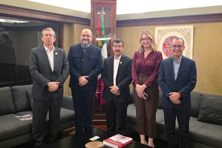 Gestiona rector acuerdos para fortalecer crecimiento de la UAT