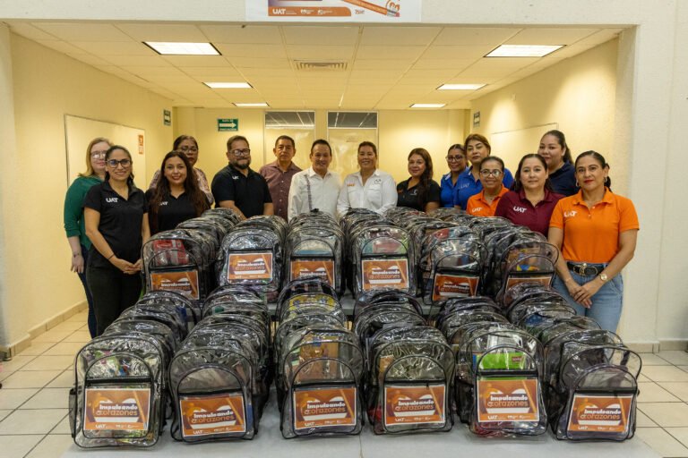 Concluye la UAT con éxito colecta de útiles escolares