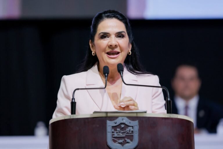 Histórico respaldo ciudadano: más de 5 mil personas atestiguan el Primer Informe de Mónica Villarreal