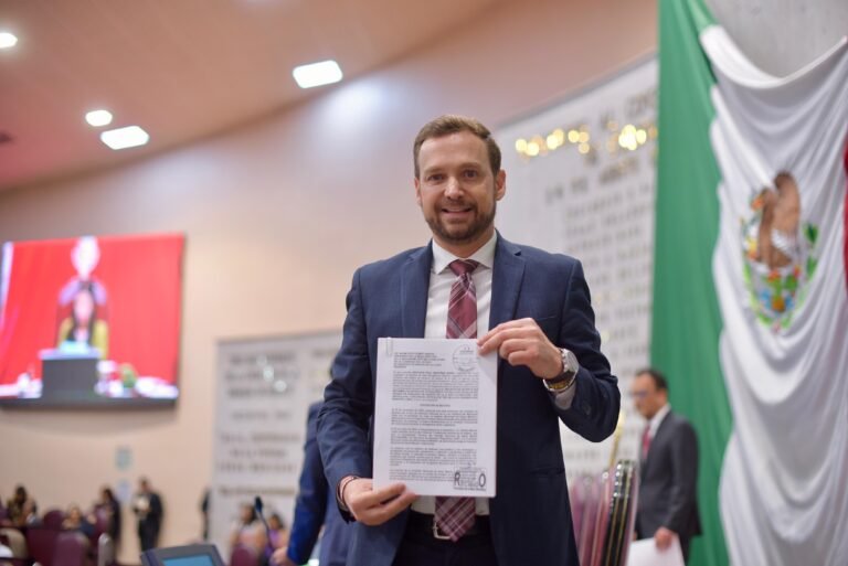 Creación de institutos municipales de salud mental y adicciones, propone diputado