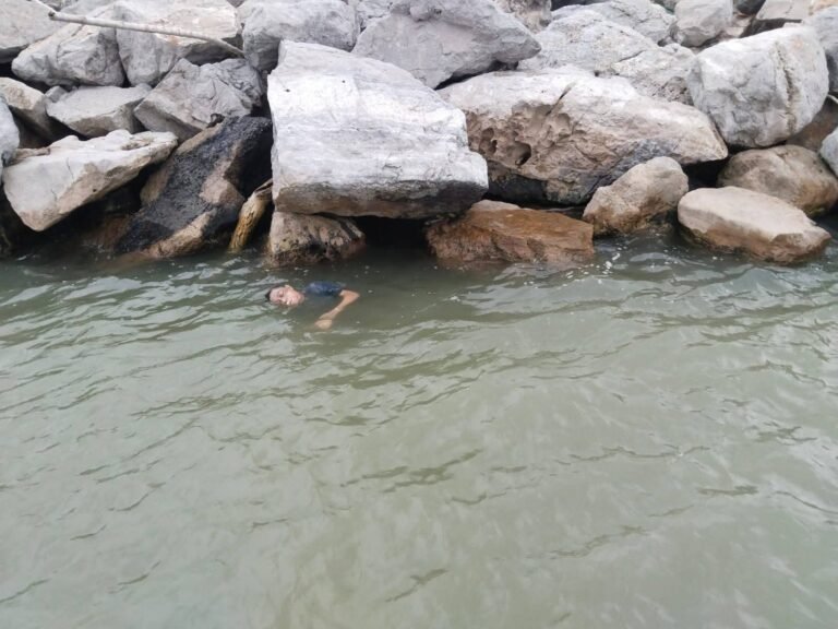 Aparece Cuerpo Sin Vida en la Escollera Sur