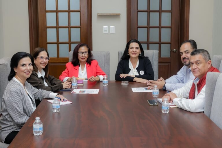 Mónica Villarreal Anaya impulsa nuevas opciones educativas para la juventud tampiqueña