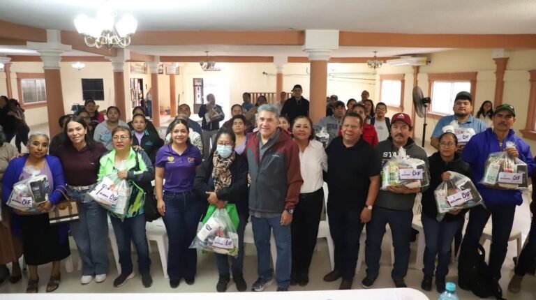 Benefician Gobierno Municipal y DIF Altamira a sector trabajador con despensas