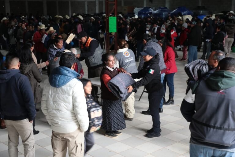 Abrigando Corazones llega a comunidades de Astacinga, Xoxocotla y Perote