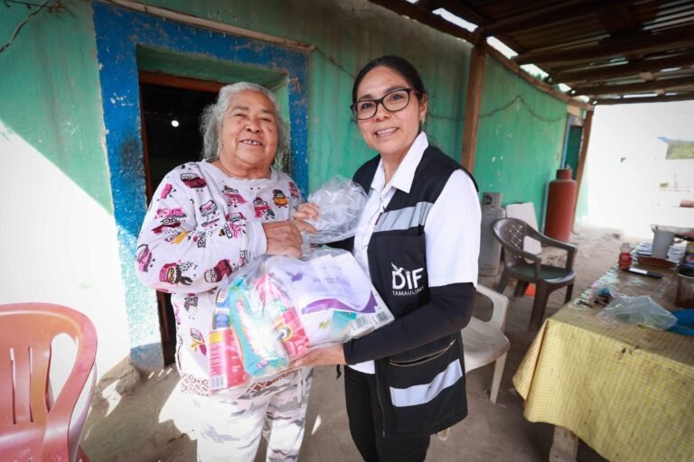 Entrega DIF Tamaulipas canastas alimentarias a población de atención prioritaria ante las bajas temperaturas