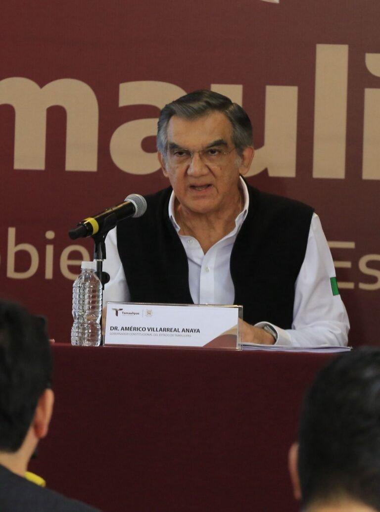 Llama Américo Villarreal a reforzar vacunación contra el sarampión