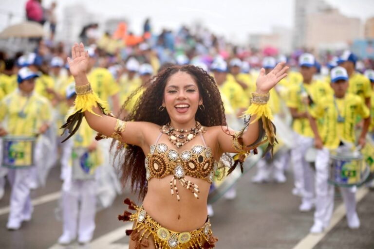Fiestas carnestolendas fortalecen tradiciones y turismo en Veracruz