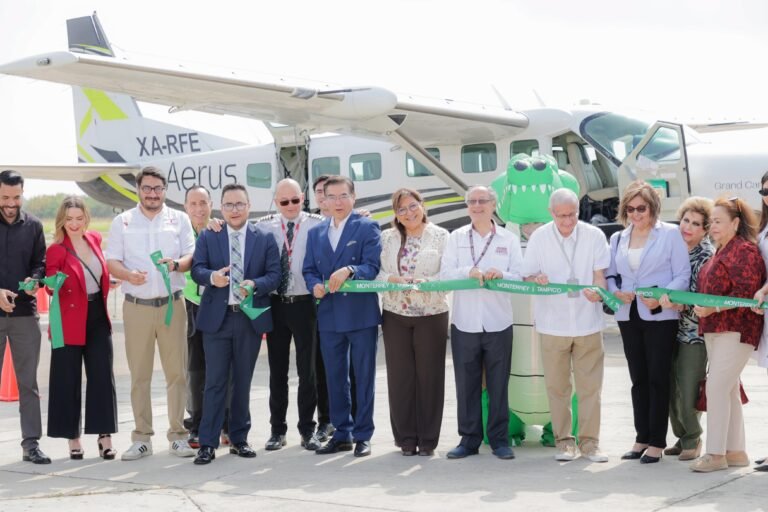 Inicia operaciones nueva ruta aérea Monterrey–Tampico