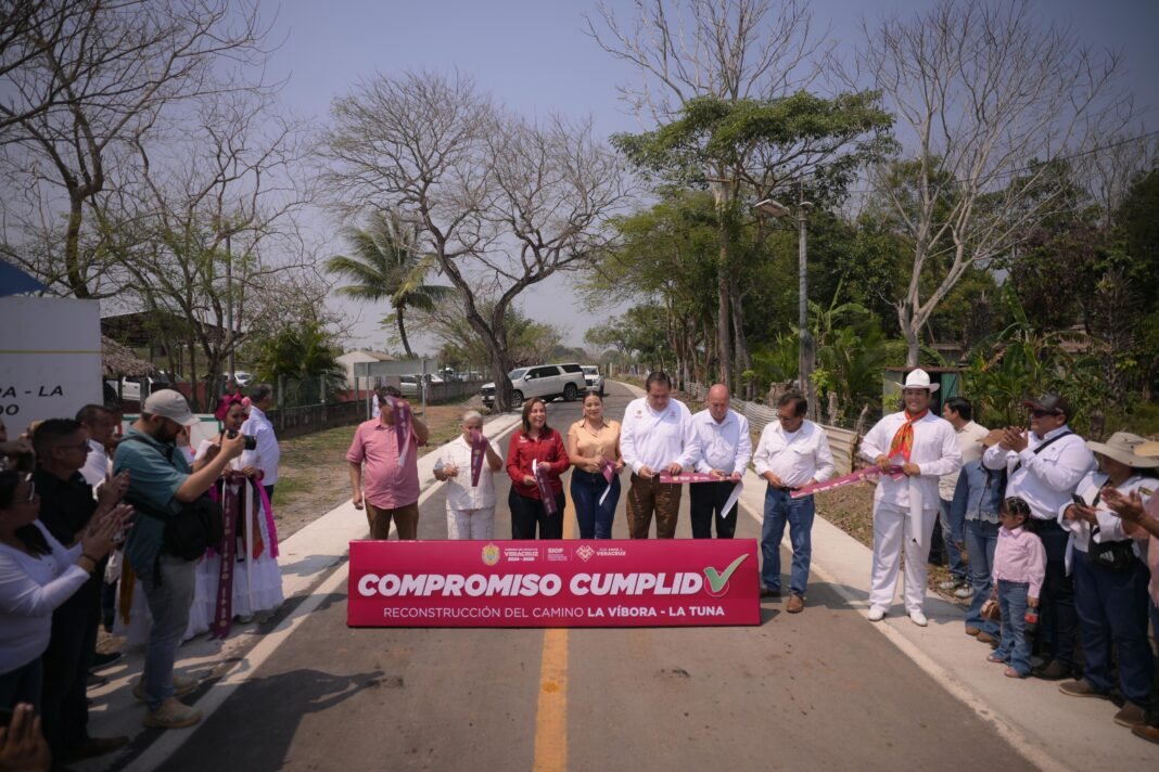 Cumple Rocío Nahle demanda histórica y rehabilita carreteras en la Mixtequilla