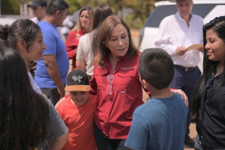 Supervisa Rocío Nahle rehabilitación de la carretera Acayucan–Soteapan