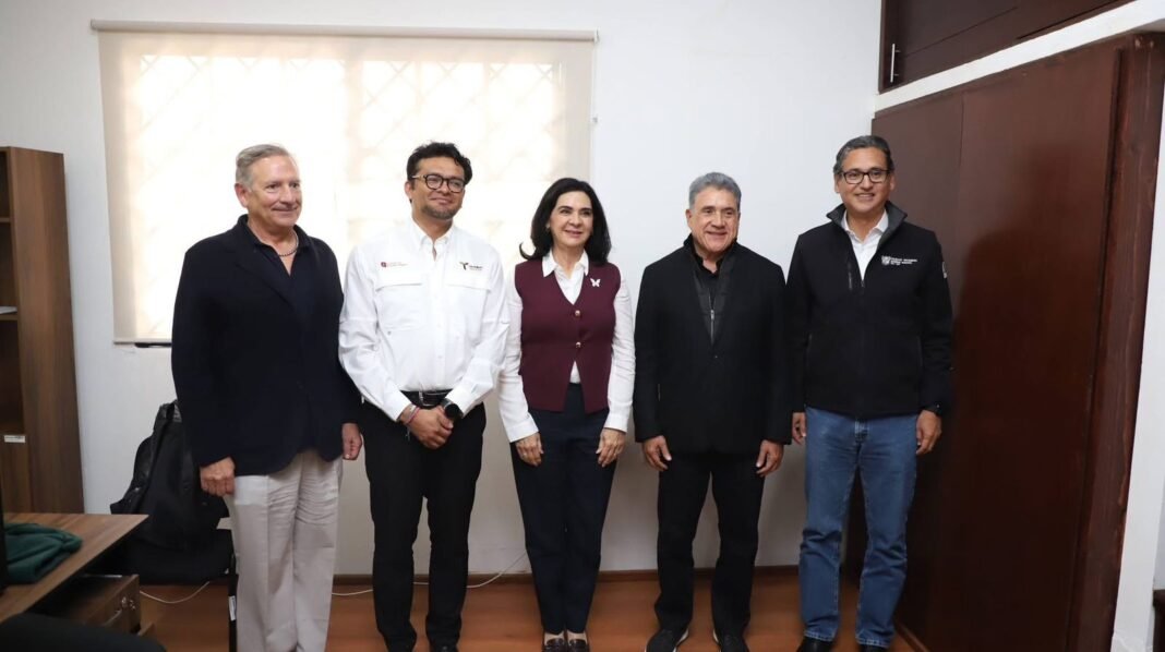Refuerza Armando Martínez coordinación para impulsar desarrollo energético en la zona