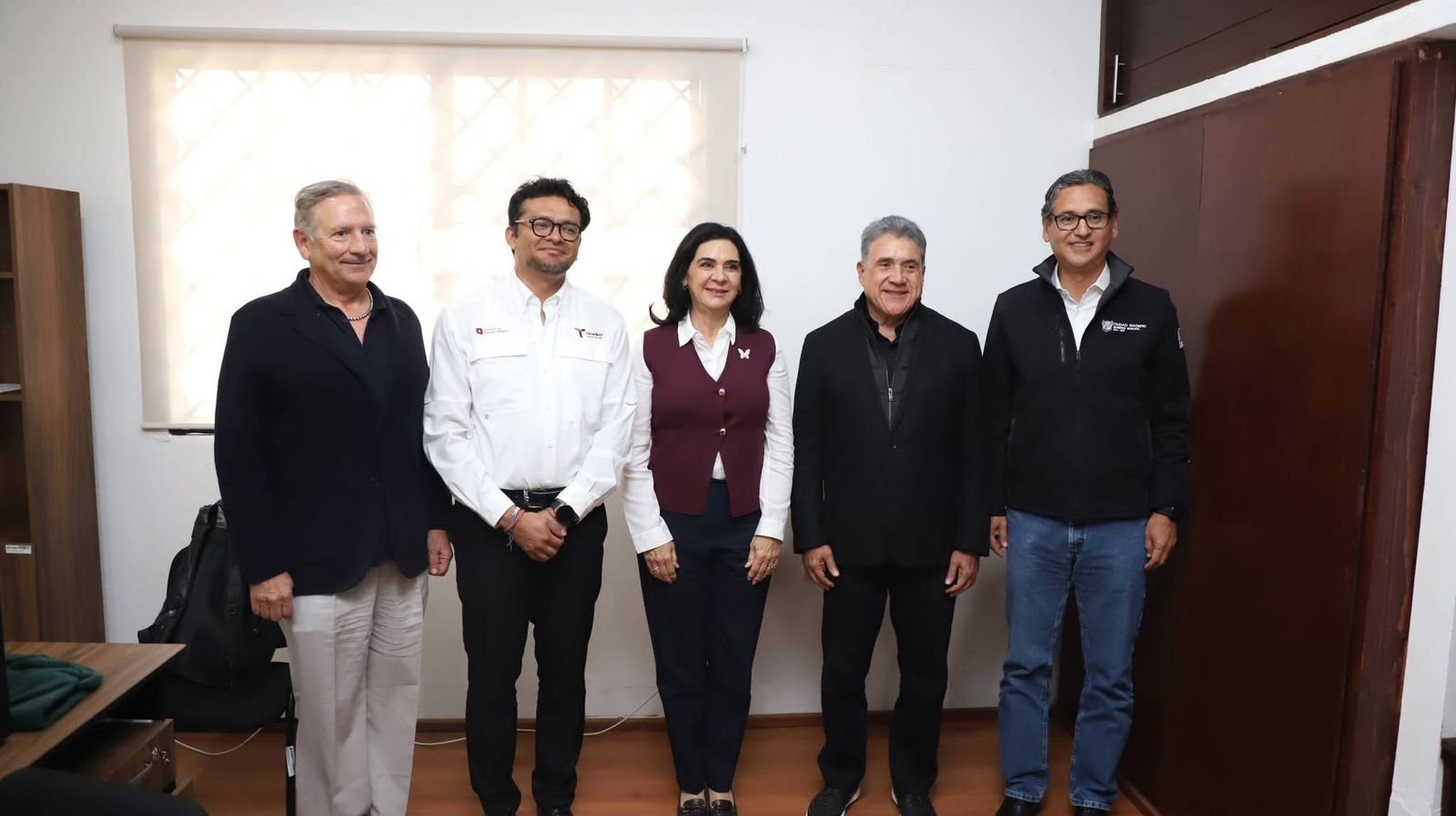 Refuerza Armando Martínez coordinación para impulsar desarrollo energético en la zona 