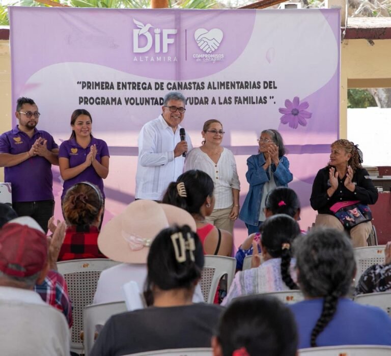 Benefician Gobierno de Altamira y DIF con despensas a comunidad vulnerable