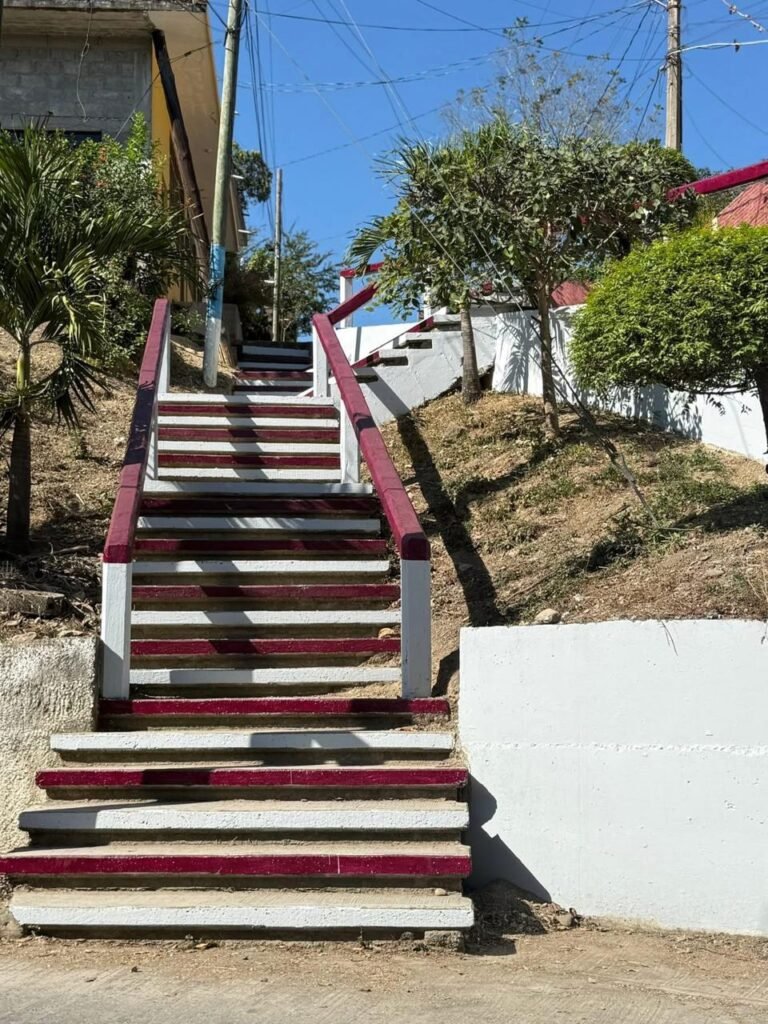 Avanza el mejoramiento urbano; Tantoyuca “vuelve a brillar”