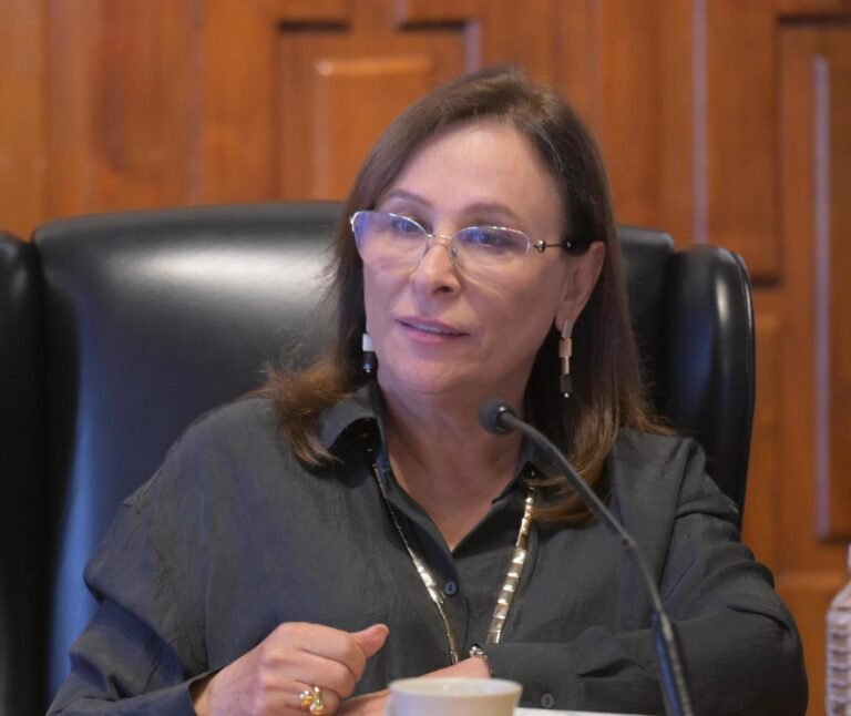 Somos más los que trabajamos todos los días por Veracruz: Rocío Nahle