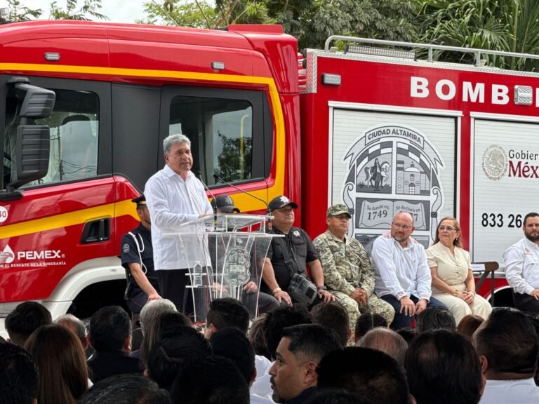 Hace historia Altamira con nuevo cuartel de bomberos