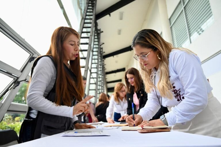 Distribuye DIF Estatal apoyos funcionales en nueve municipios