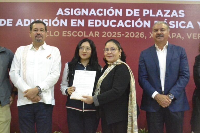 Con transparencia e imparcialidad, SEV entrega 404 plazas y órdenes de presentación