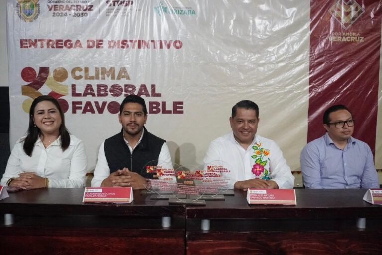 Más de 250 centros laborales obtienen Distintivo de Clima Laboral Favorable: STPSP