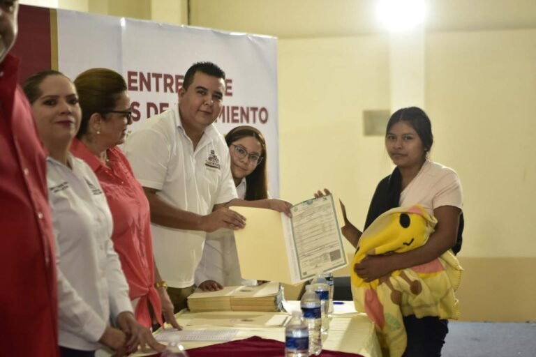 Se entregaron 78 actas de nacimiento gratuitas