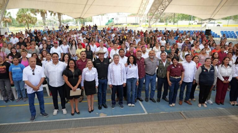 Reciben escuelas de Altamira más de 25 millones de pesos