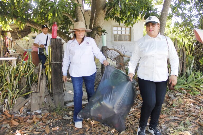 Refuerzan combate contra el dengue en Moralillo con jornada de descacharrización