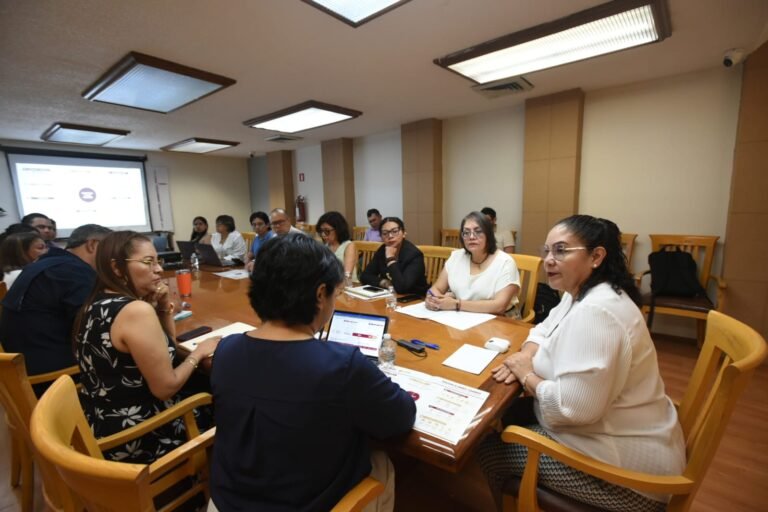 Escuela para Padres incorporará perspectiva de género y derechos humanos: SEV