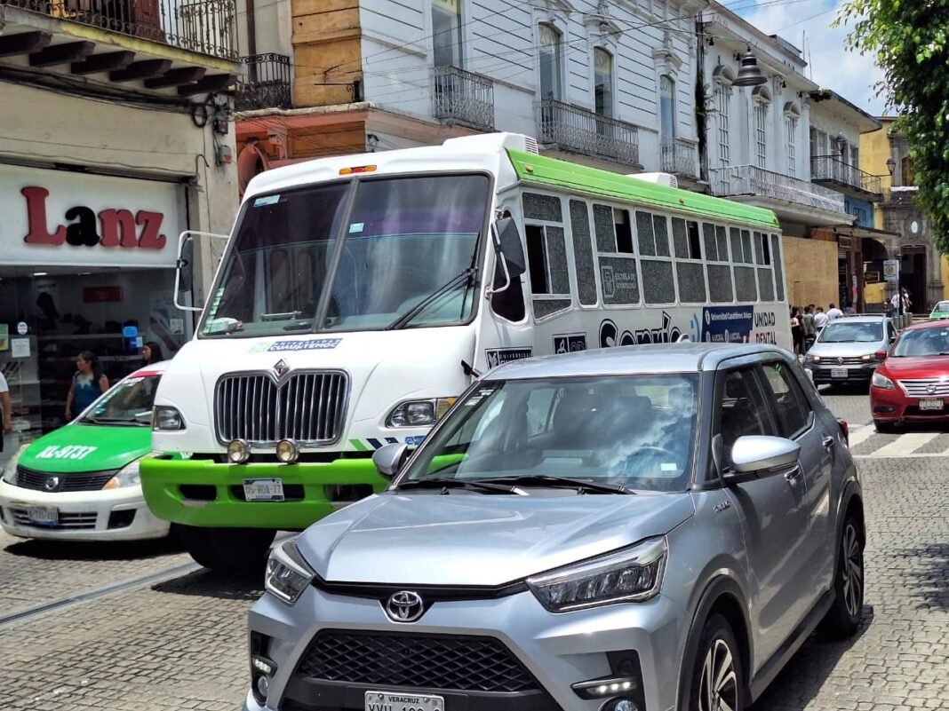 Gobierno de Veracruz pone en marcha reordenamiento del transporte público