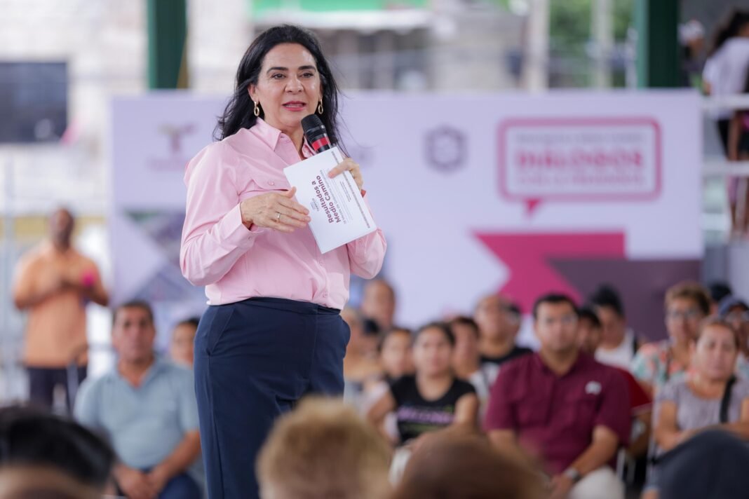 Mantiene Mónica Villarreal cercanía con la ciudadanía a través de “Diálogos a Medio Camino”