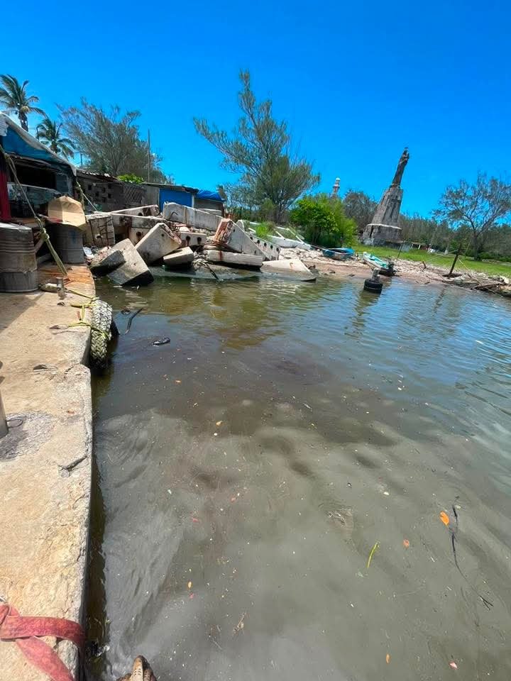 Pemex descarta derrame en el Río Pánuco, pero persisten dudas por mancha detectada