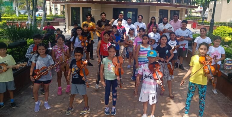 La música como escudo: niños y jóvenes de El Higo encuentran en el arte un camino para su futuro