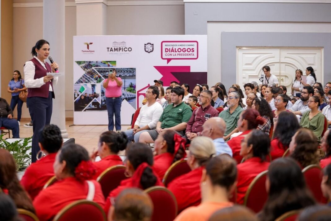 Presenta Mónica Villarreal balance de gobierno al sector artístico y cultural de Tampico