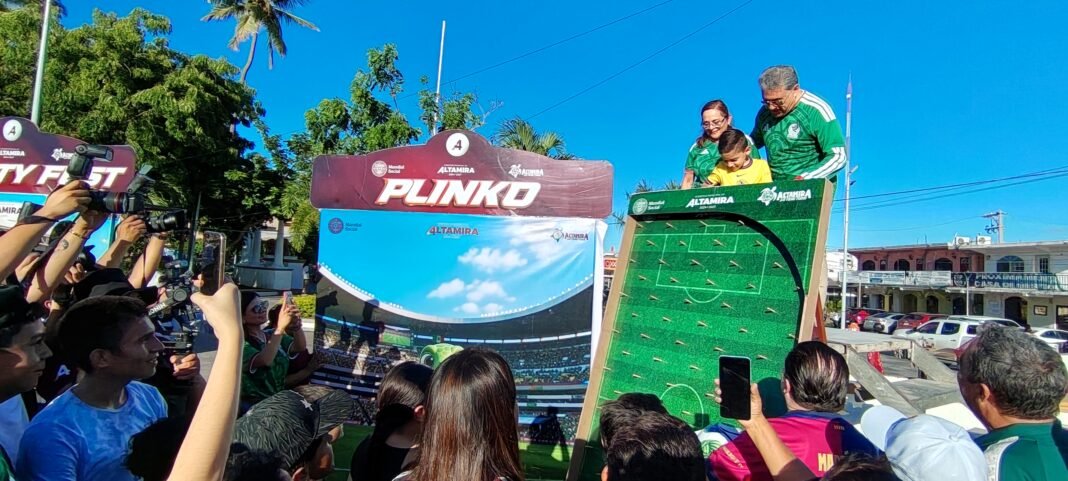 Altamira se suma a la fiebre mundialista con deporte