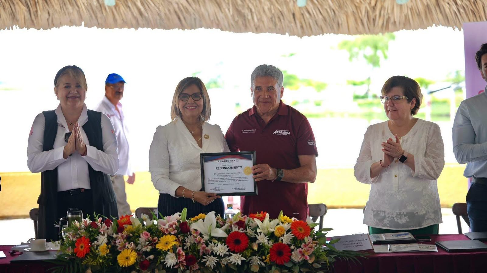 Refrenda Armando Martínez alianza con sector empresarial en favor del desarrollo de Altamira