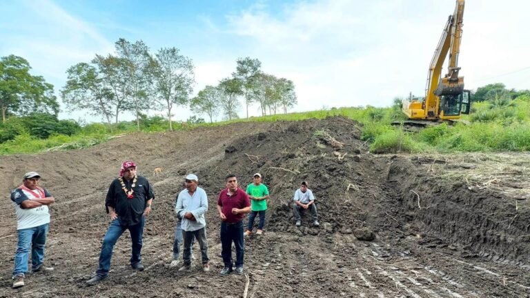 Empieza la construcción de ollas de agua en Tantoyuca 
