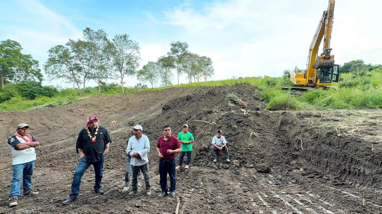 Empieza la construcción de ollas de agua en Tantoyuca 