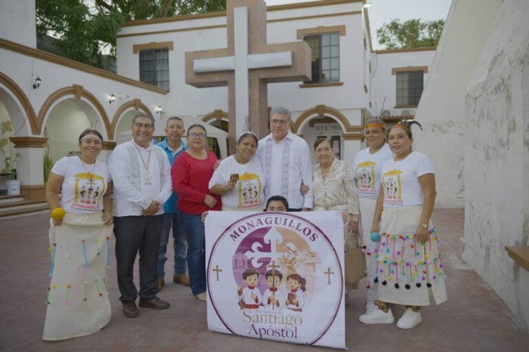 Participa Armando Martínez en las Fiestas Patronales de Santiago Apóstol