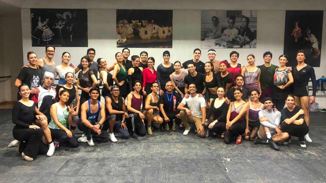 Refrenda UAT liderazgo cultural nacional en el Ballet Folklórico de México