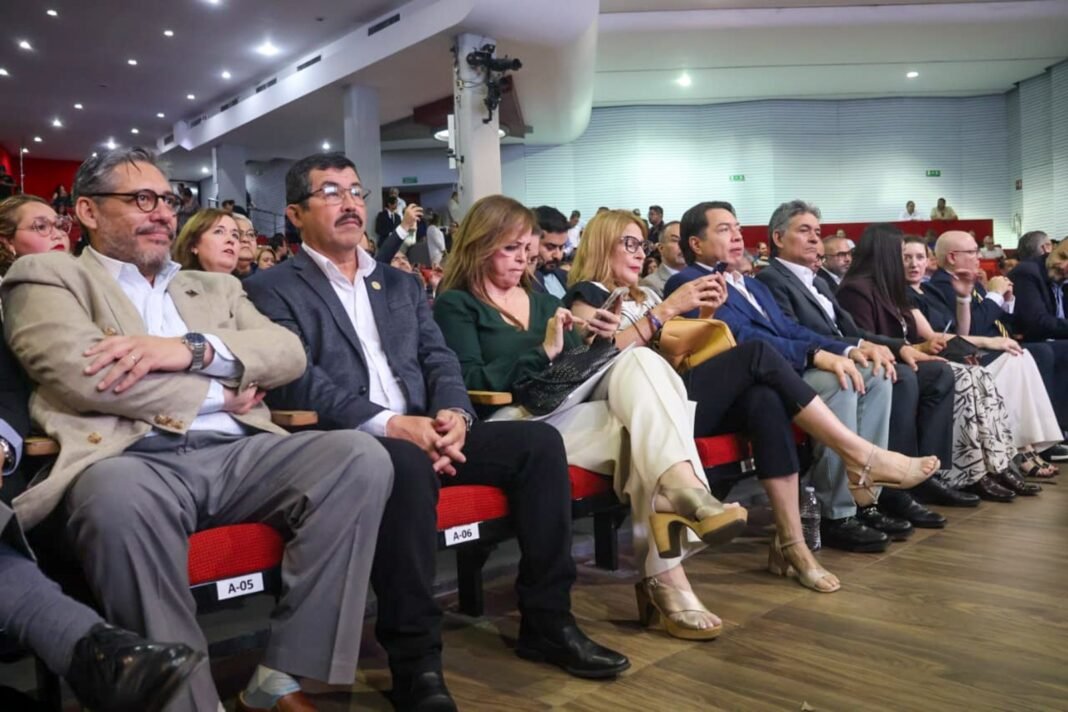 Se suma la UAT al proyecto nacional para construir entornos digitales más humanos y seguros