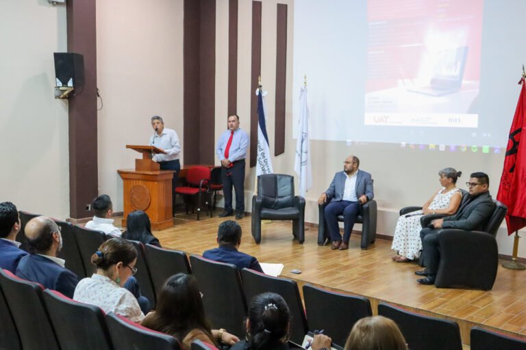 Realiza la UAT foro de análisis sobre derechos de las audiencias