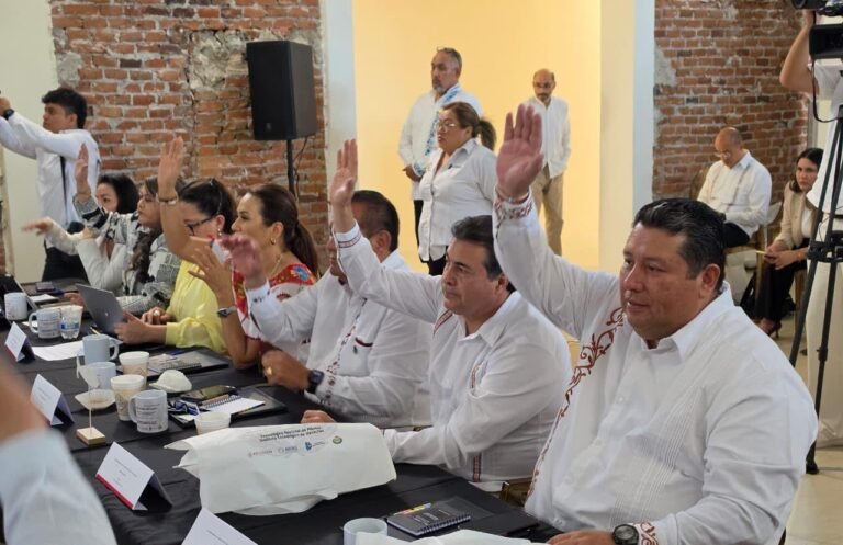 Participa director del Tec Madero en sesión nacional de ANUIES